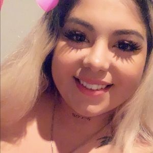 Meet your Posher, Perla